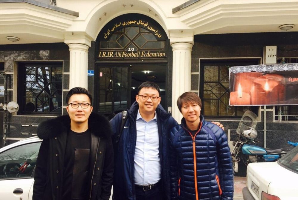 法尔克指出，拜仁正在为明夏的季前赛制定计划，他们计划再次开启亚洲之旅，预计目的地是中国和韩国。